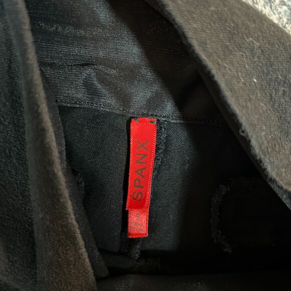 SPANX Ready To Wow Crop Capri Leggings Structured Black Shaping Size Small 25" - Picture 3 of 11